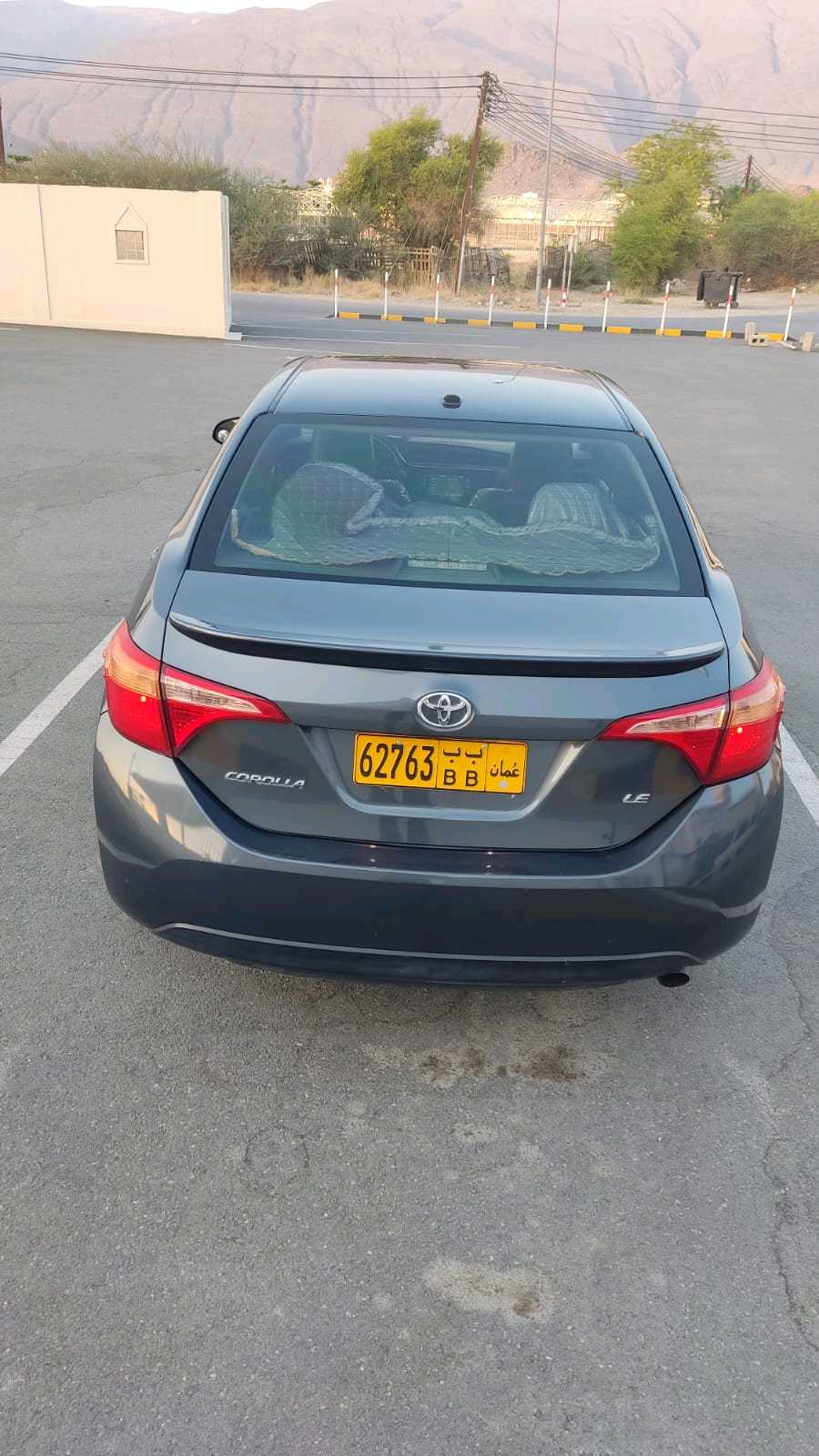 Car Image 2018 TOYOTA COROLLA LE