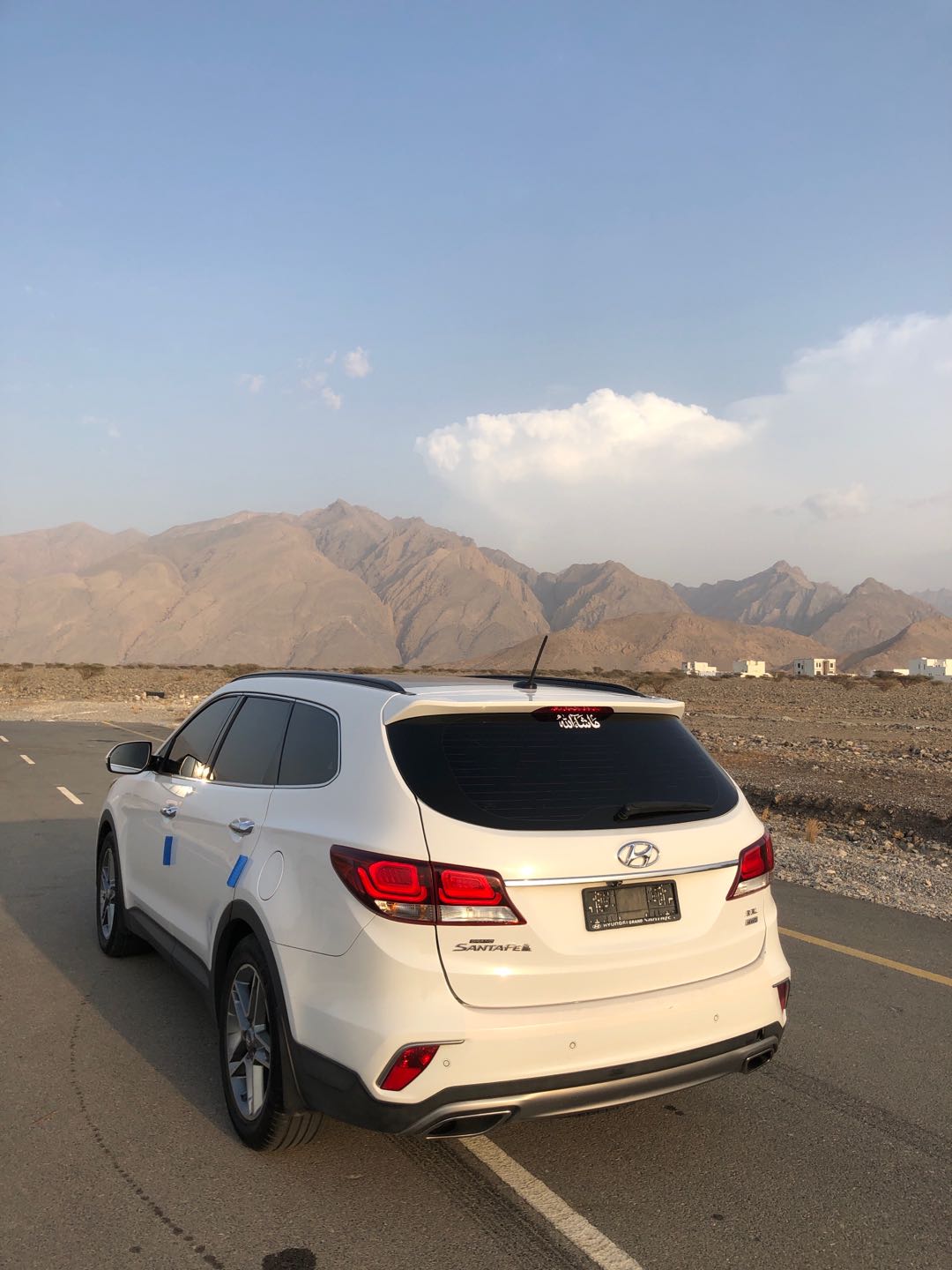 Car Image 2017 HYUNDAI SANTA FE 