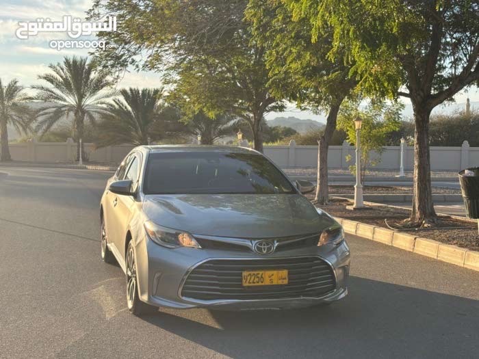 Car Image 2017 TOYOTA AVALON XLE