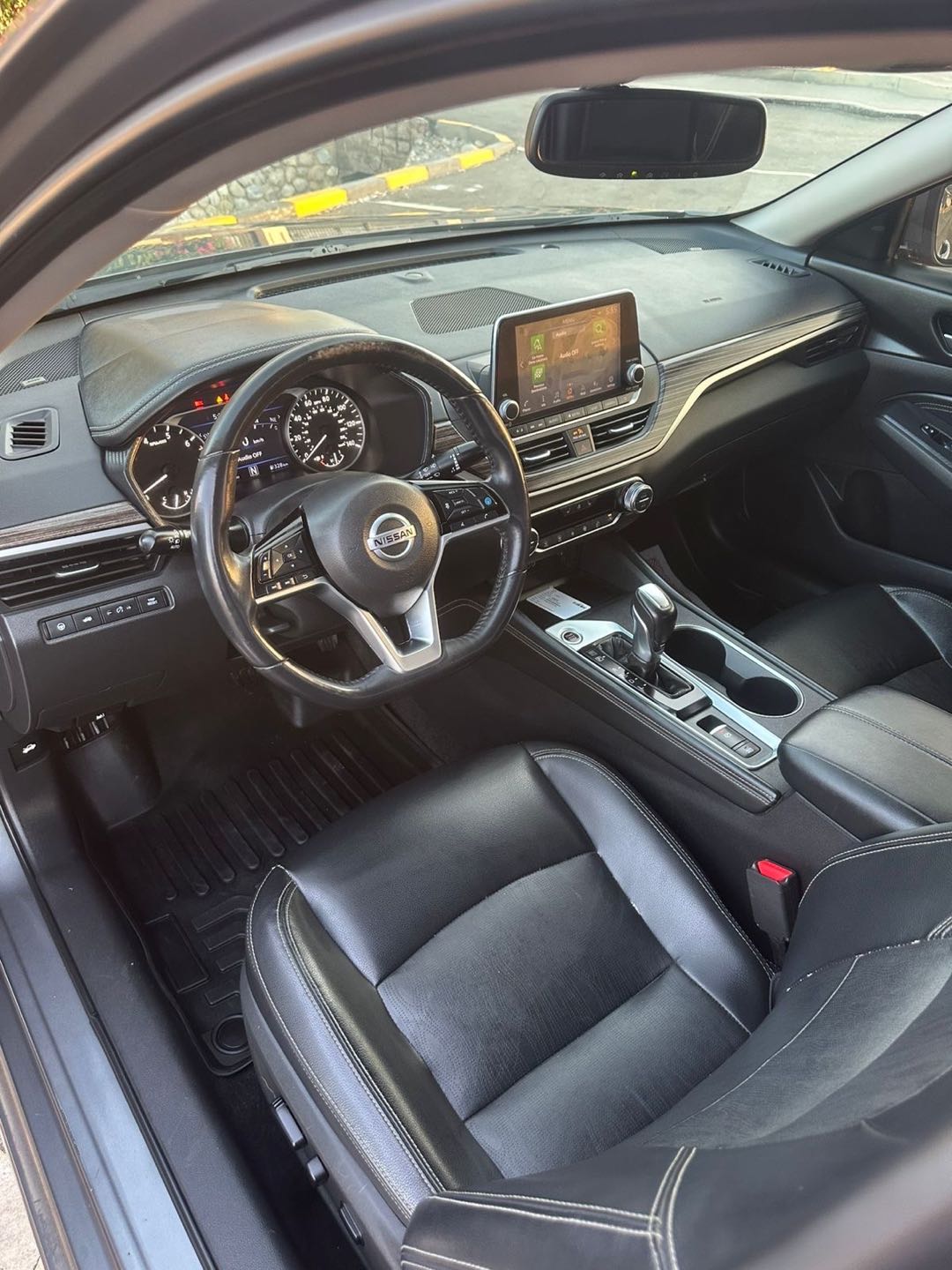 Car Image 2019 NISSAN ALTIMA SL