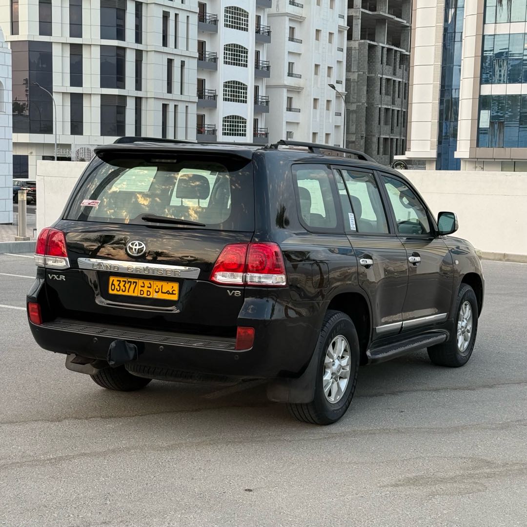 Car Image 2009 TOYOTA LAND CRUISER VX.R