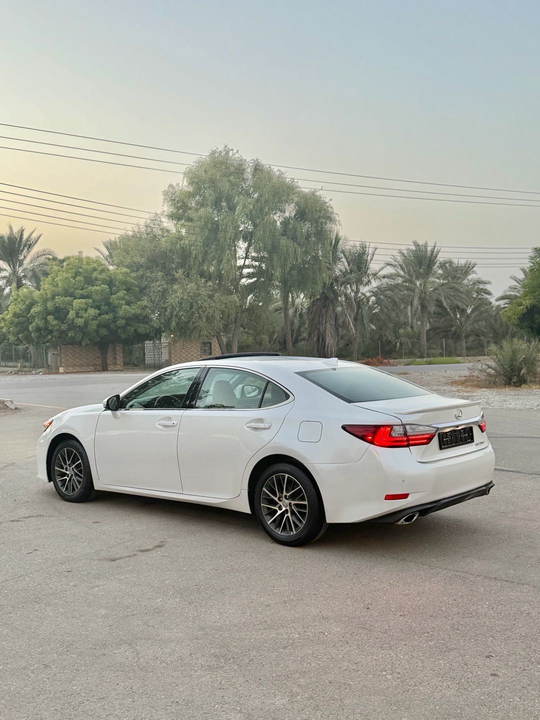Car Image 2018 LEXUS ES 350