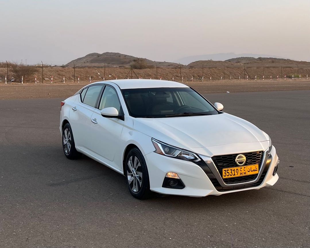 Car Image 2020 NISSAN ALTIMA S