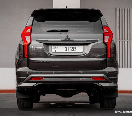 MITSUBISHI MONTERO 2022
