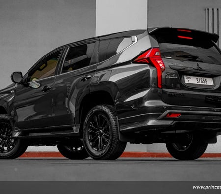 MITSUBISHI MONTERO 2022