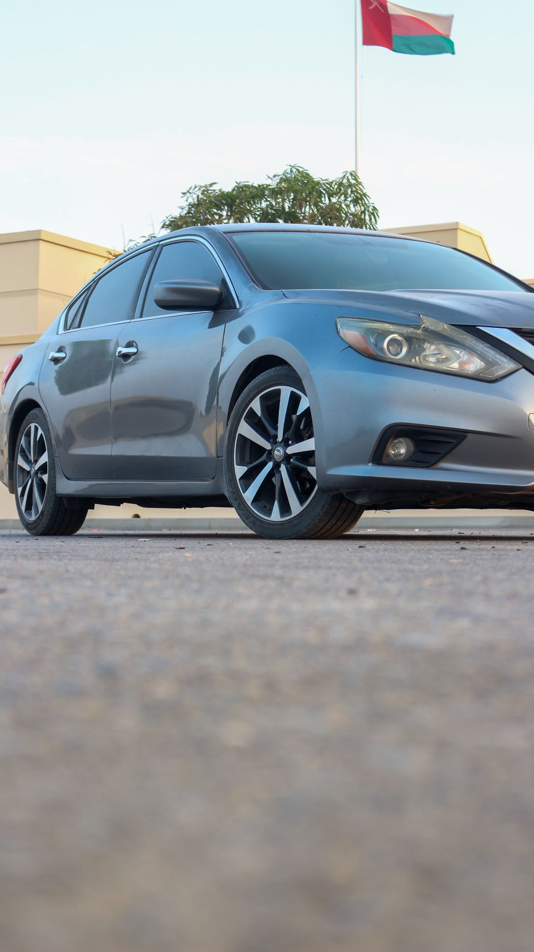 Car Image 2016 NISSAN ALTIMA SR