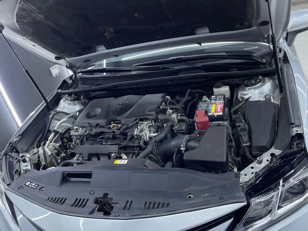 Car Image 2019 TOYOTA CAMRY LE