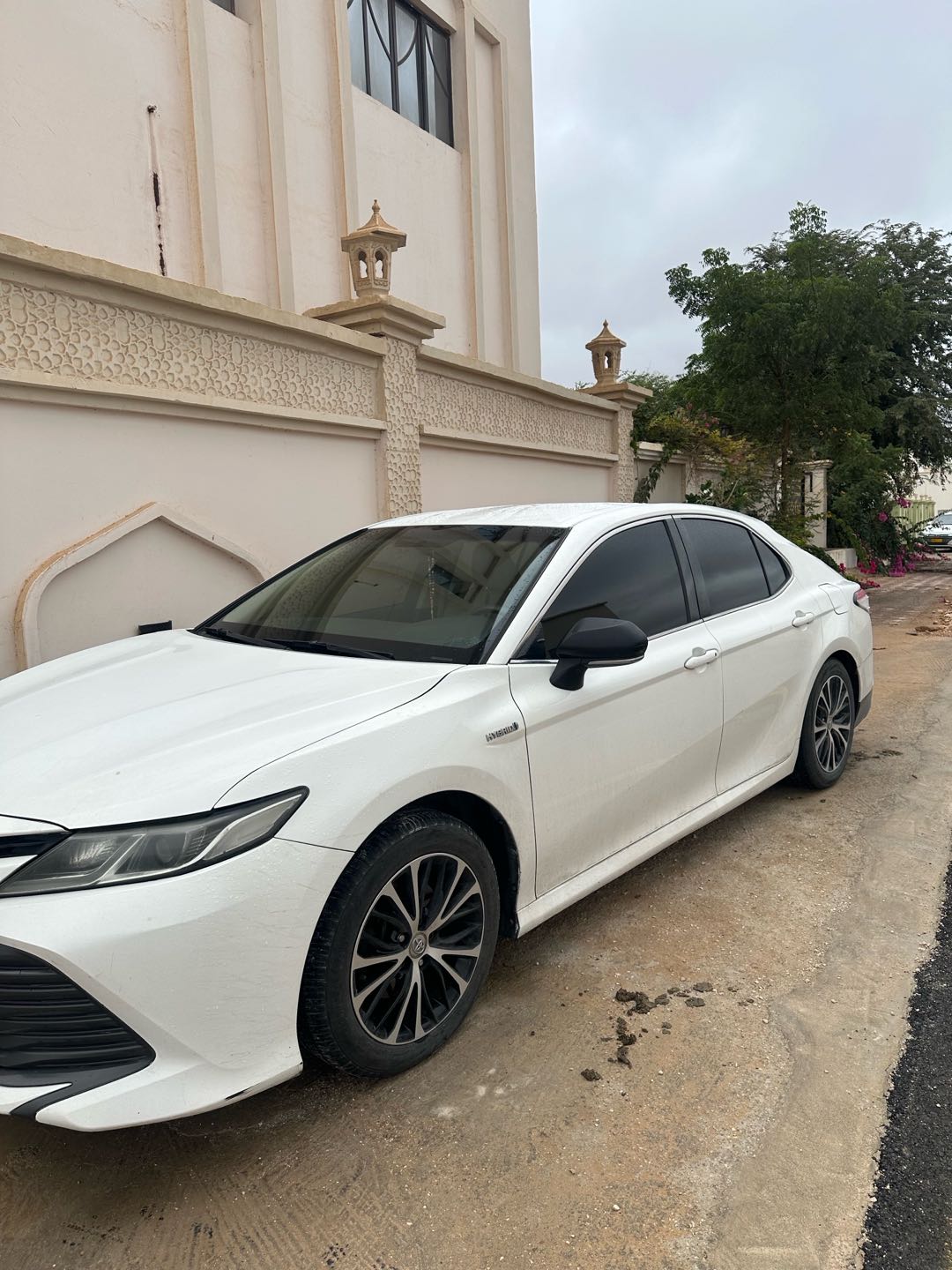 Car Image 2018 TOYOTA CAMRY LE