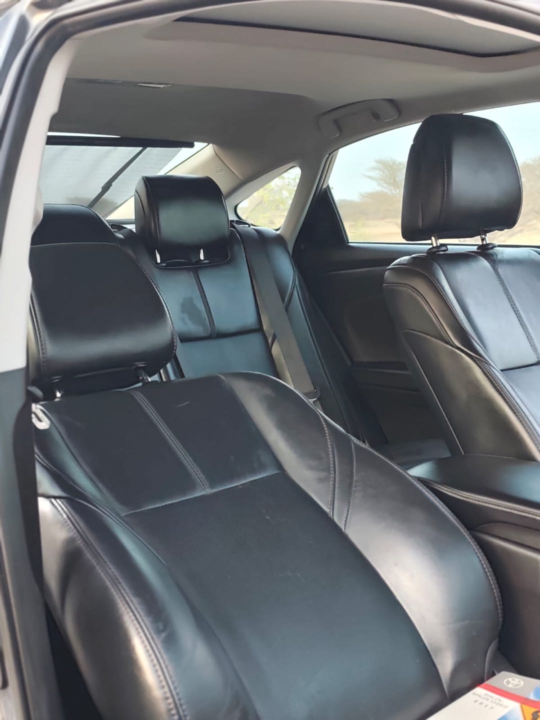 Car Image 2017 TOYOTA AVALON LIMITED