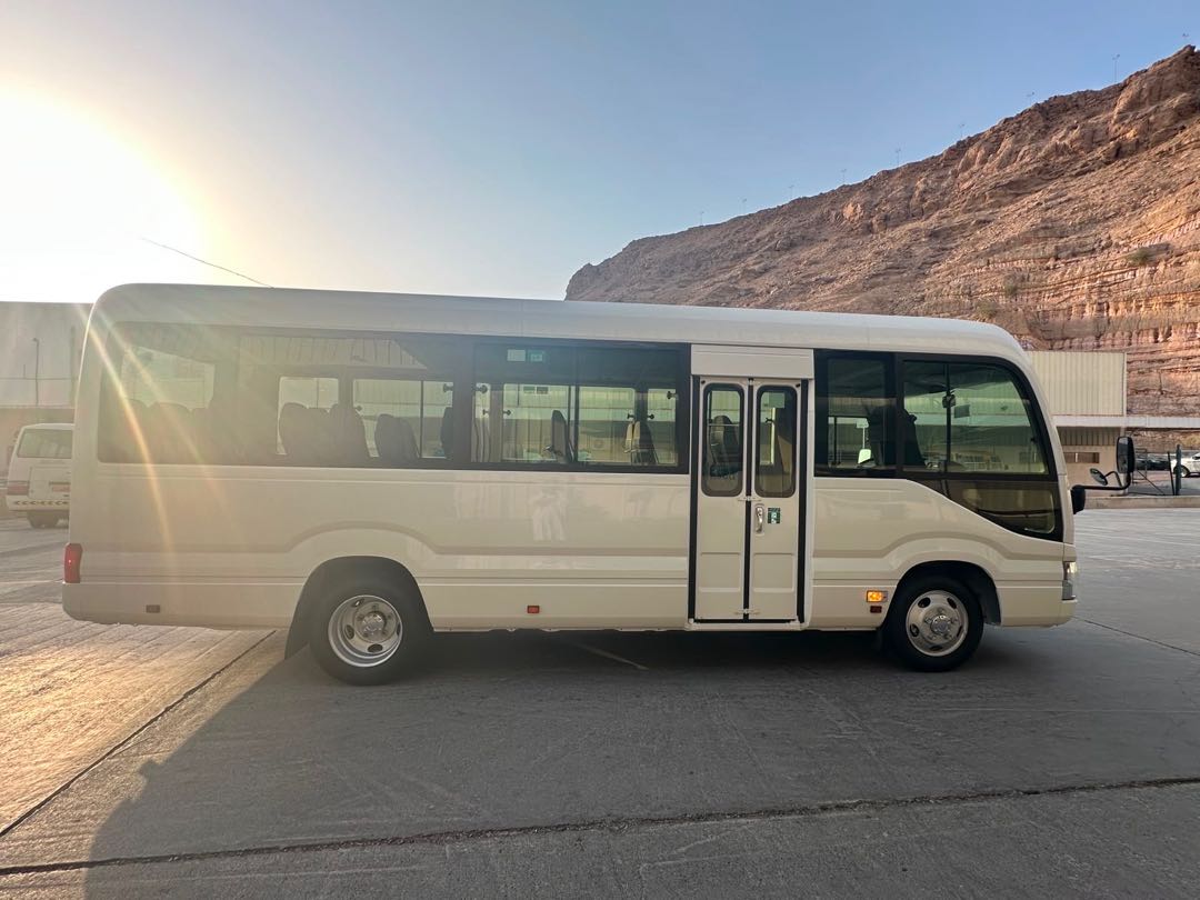TOYOTA COASTER 2026