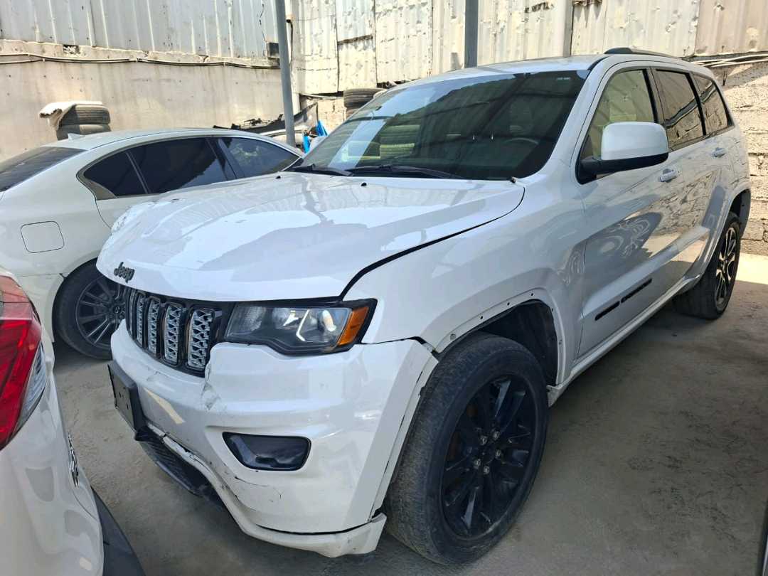 JEEP GRAND CHEROKEE 2020
