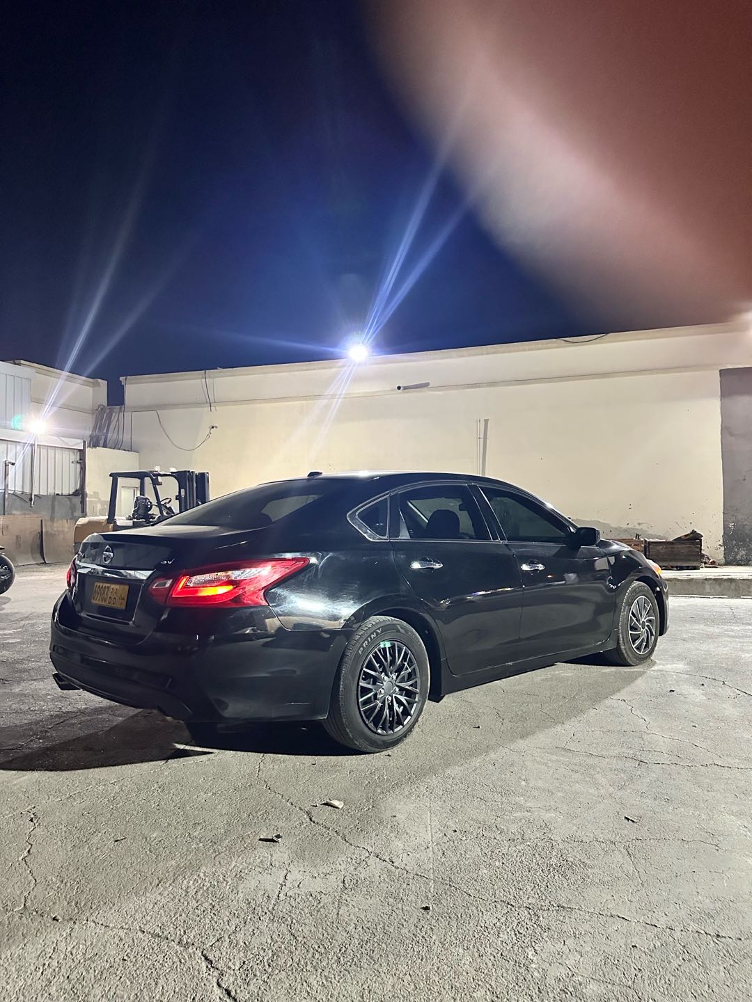 Car Image 2017 NISSAN ALTIMA SV