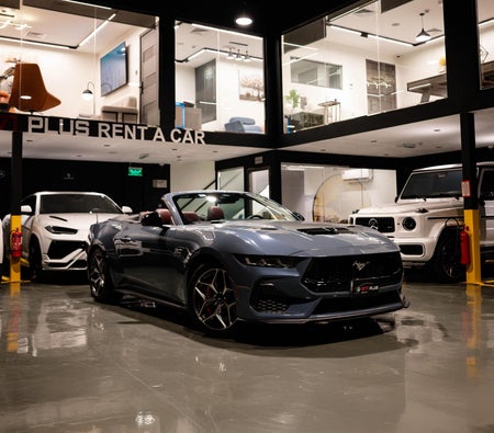 FORD MUSTANG 2024