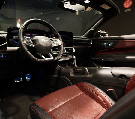 FORD MUSTANG 2024