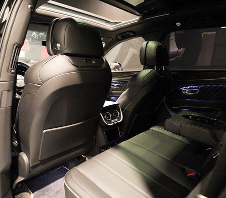BENTLEY BENTAYGA 2022