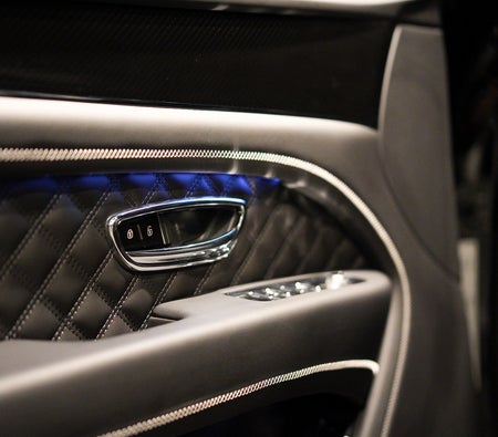 BENTLEY BENTAYGA 2022