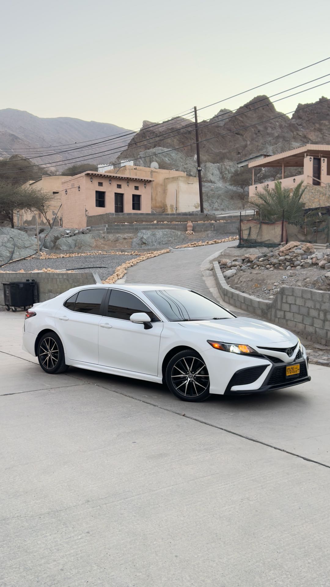 Car Image 2022 TOYOTA CAMRY SE