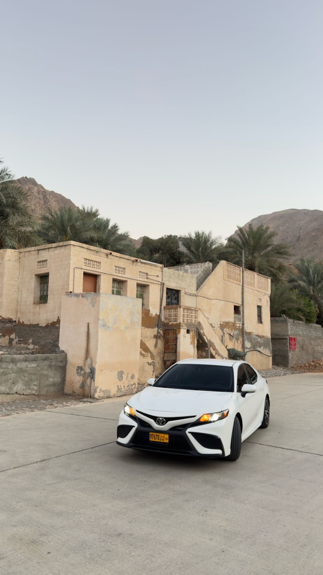 Car Image 2022 TOYOTA CAMRY SE