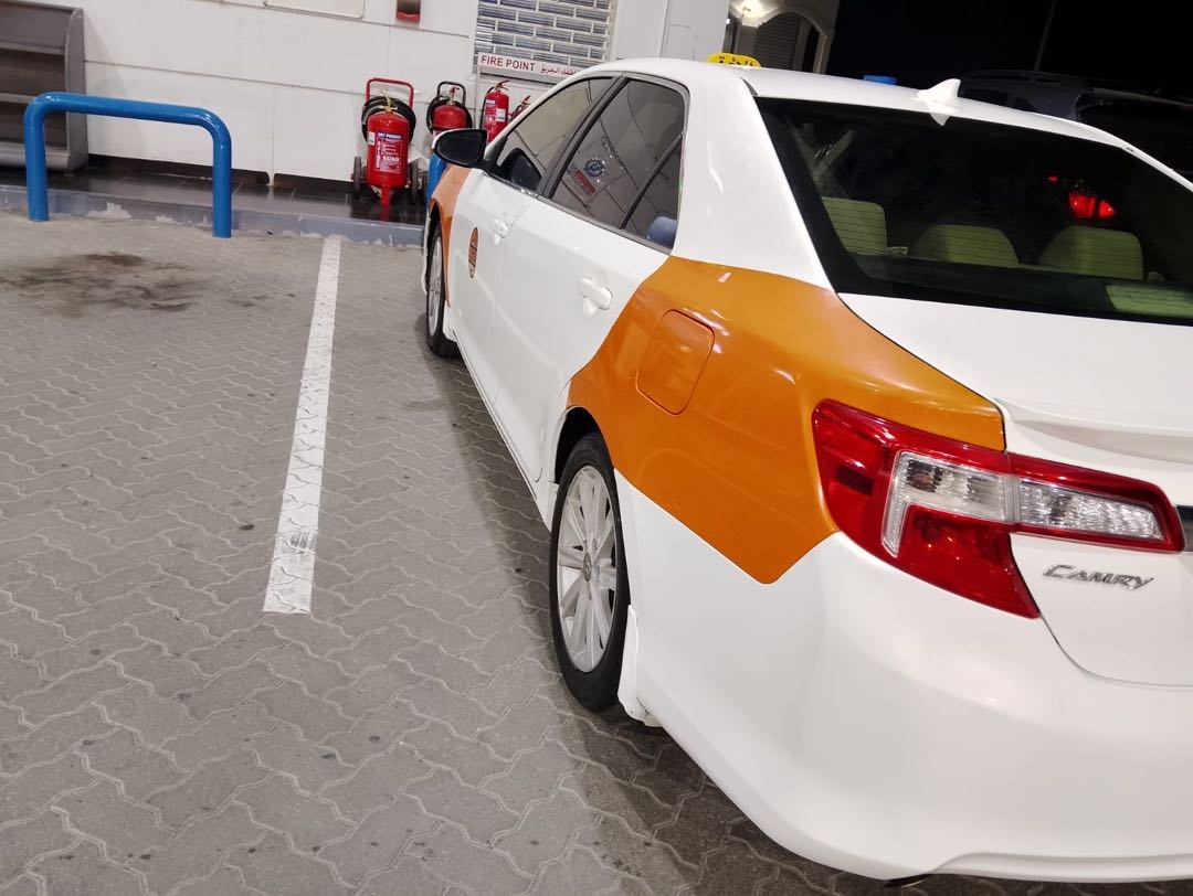 Car Image 2014 TOYOTA CAMRY XLE