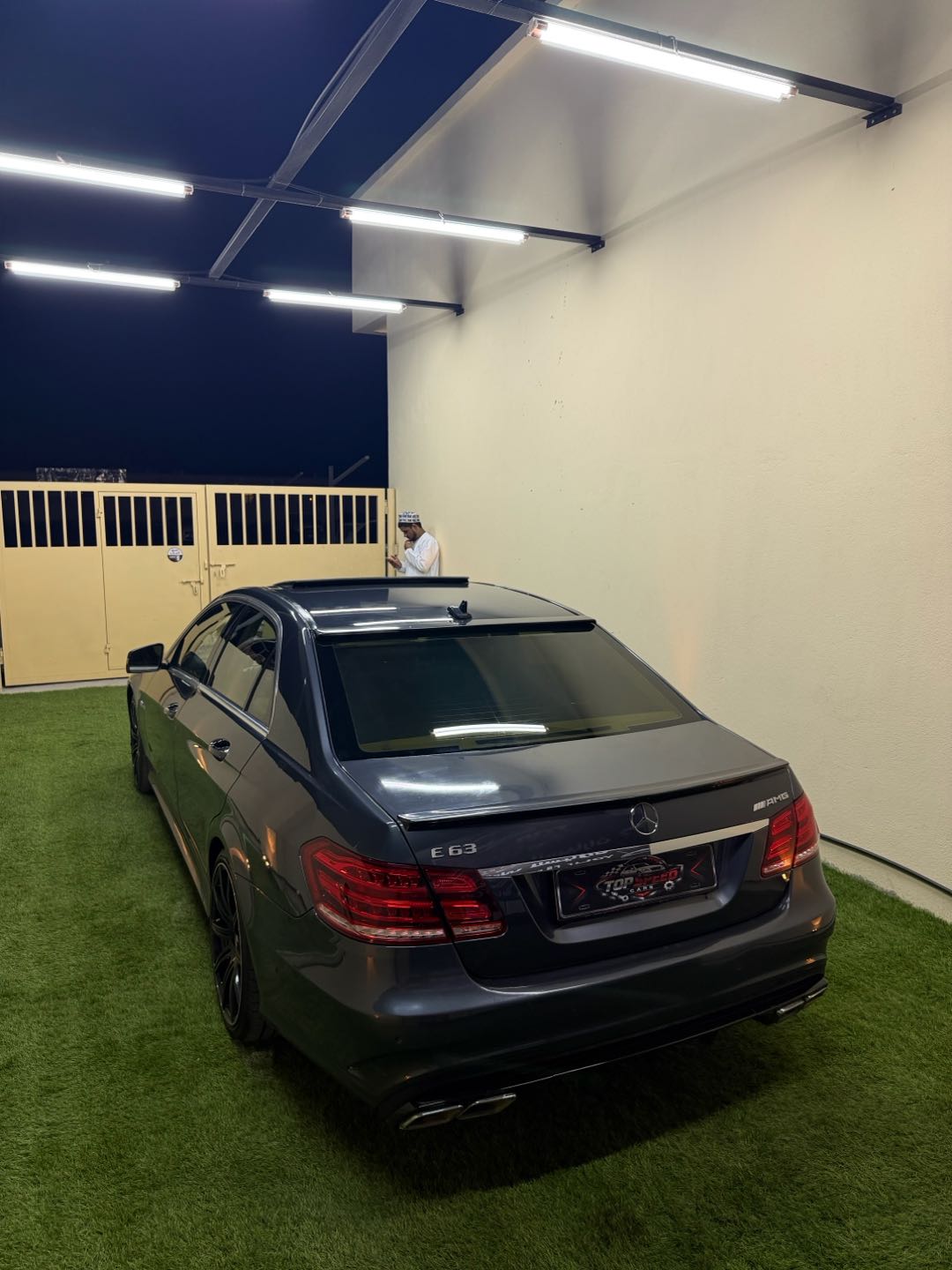 Car Image 2014 MERCEDES E Class 350