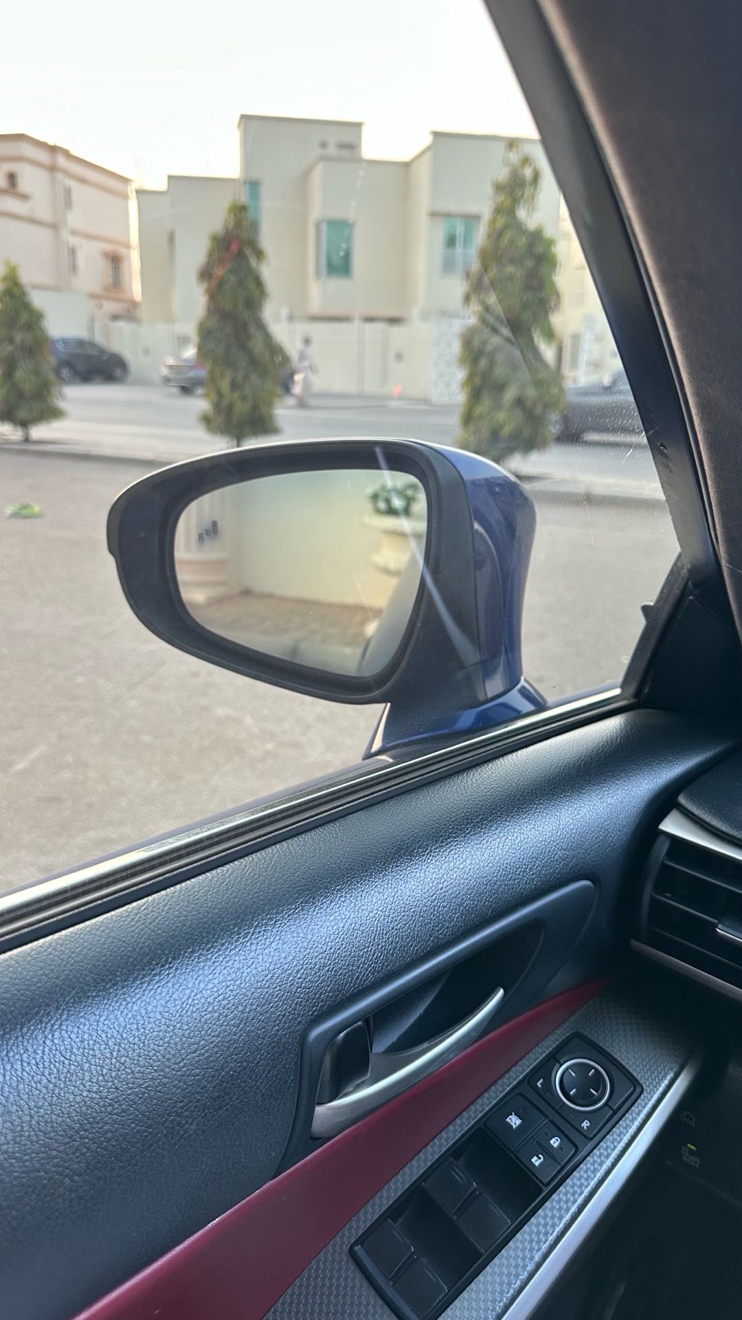 Car Image 2017 LEXUS IS 300
