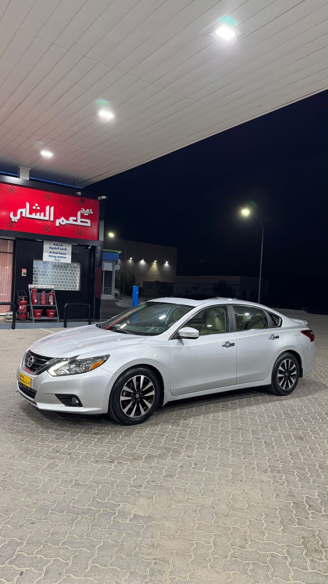 Car Image 2018 NISSAN ALTIMA SL