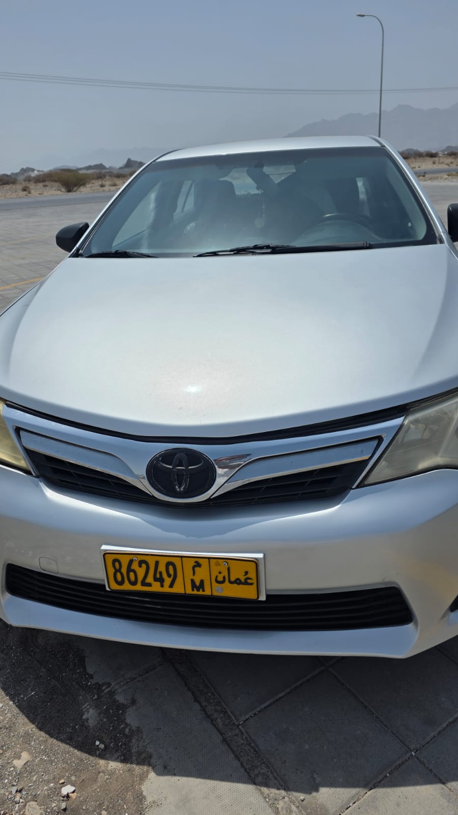 Car Image 2014 TOYOTA CAMRY LE