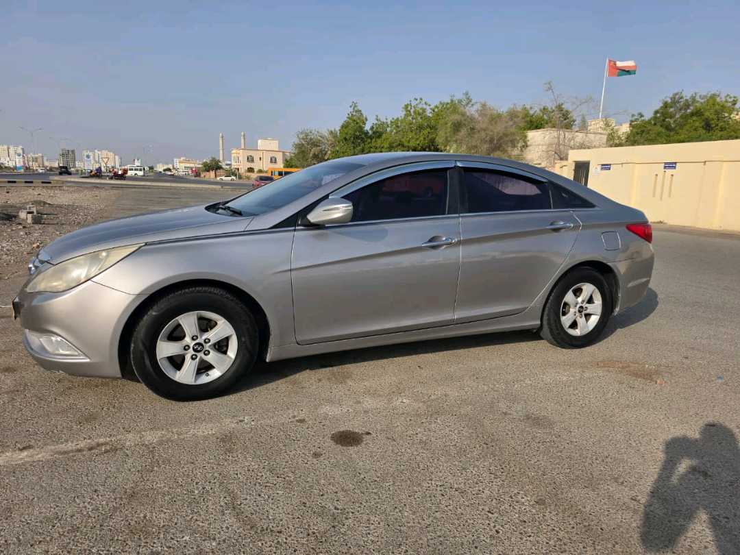 Car Image 2014 HYUNDAI SONATA SE