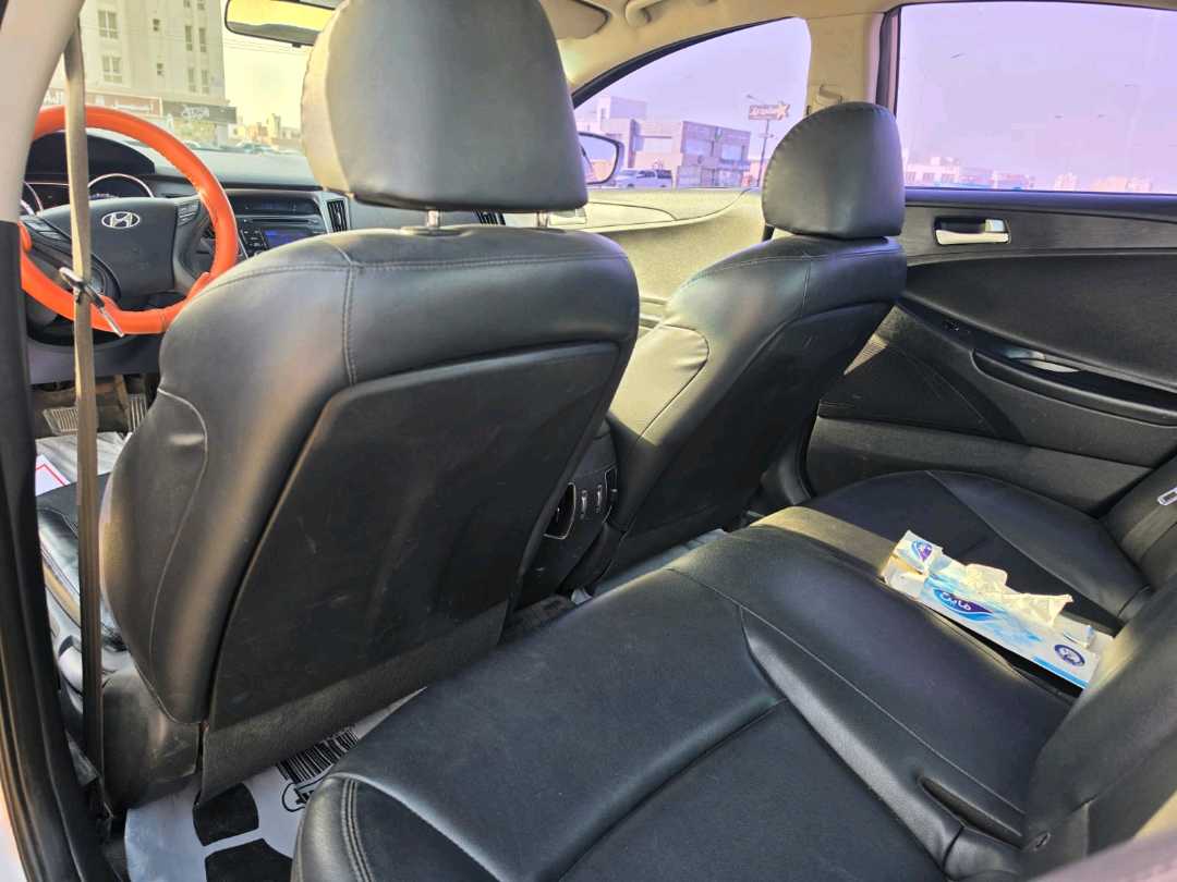 Car Image 2014 HYUNDAI SONATA SE