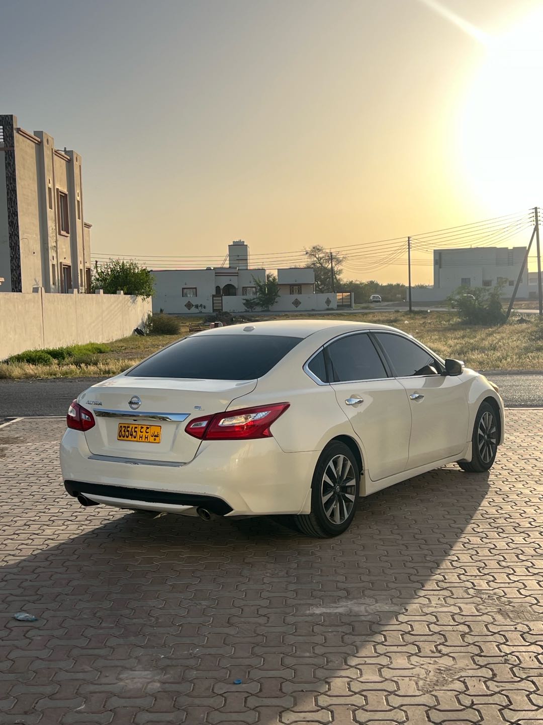 Car Image 2017 NISSAN ALTIMA SL