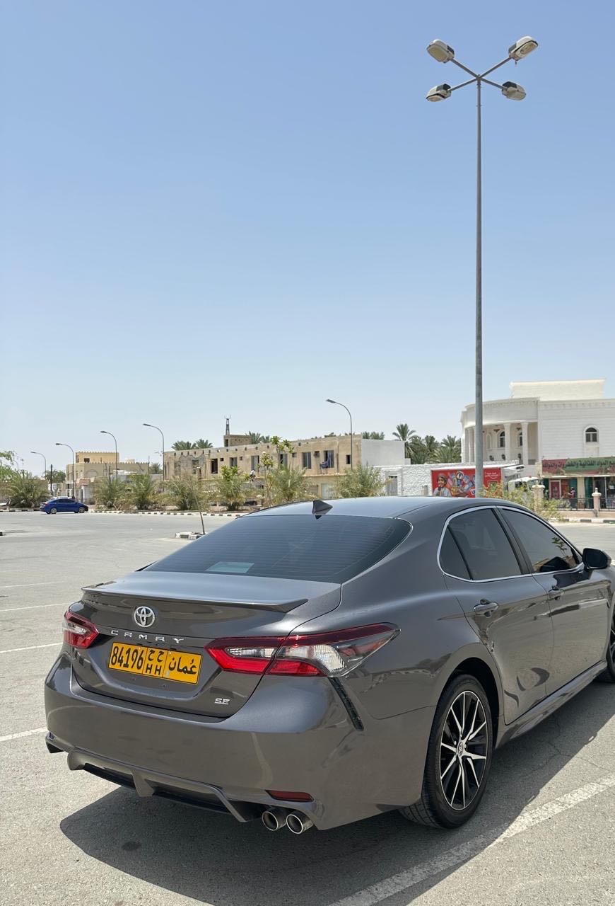 Car Image 2021 TOYOTA CAMRY SE