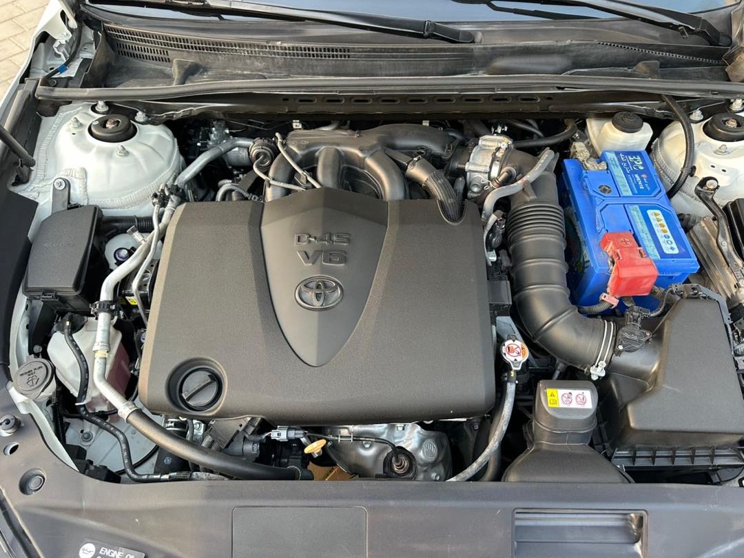 Car Image 2019 TOYOTA AVALON LIMITED