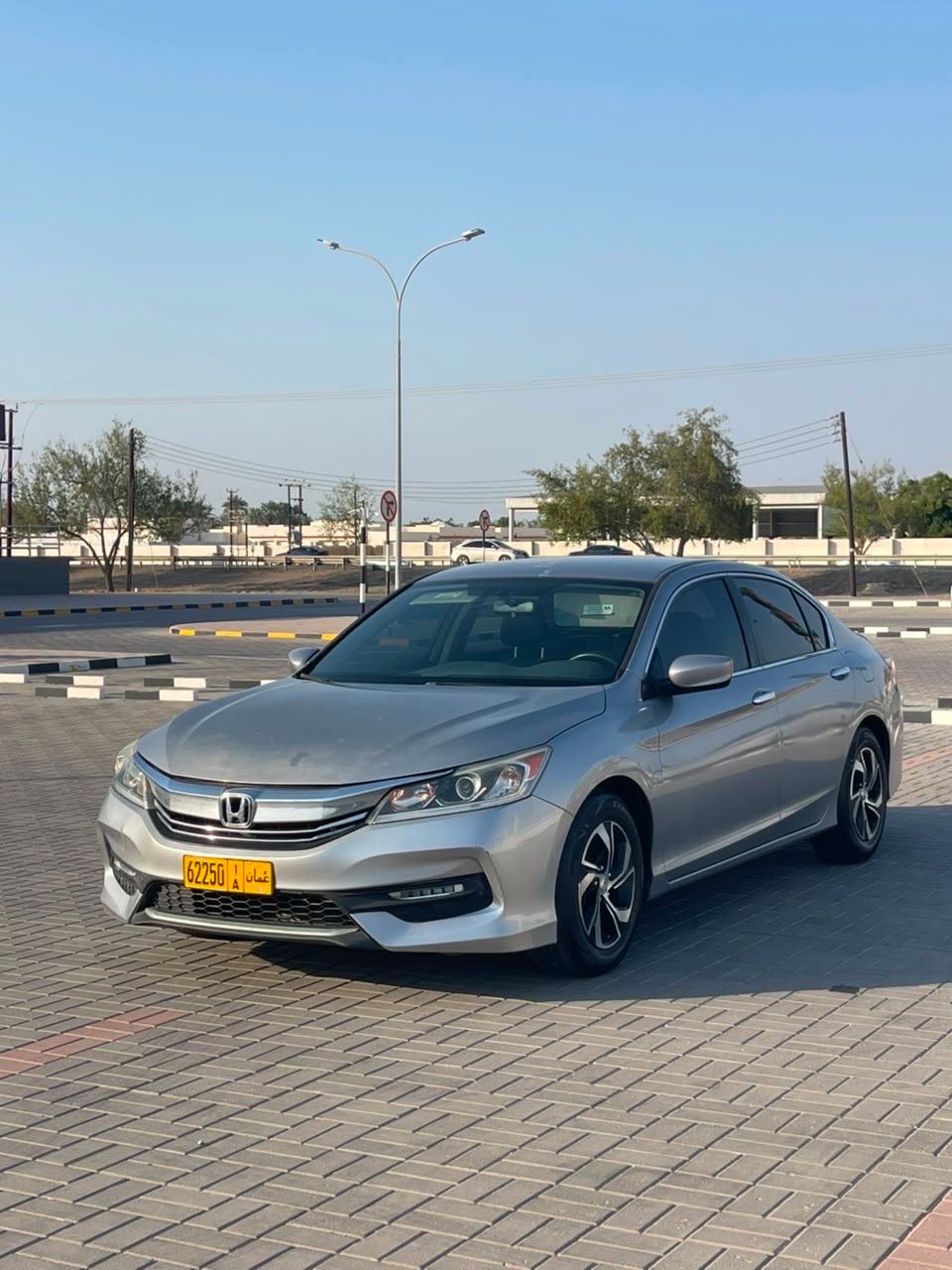Car Image 2016 HONDA ACCORD EX