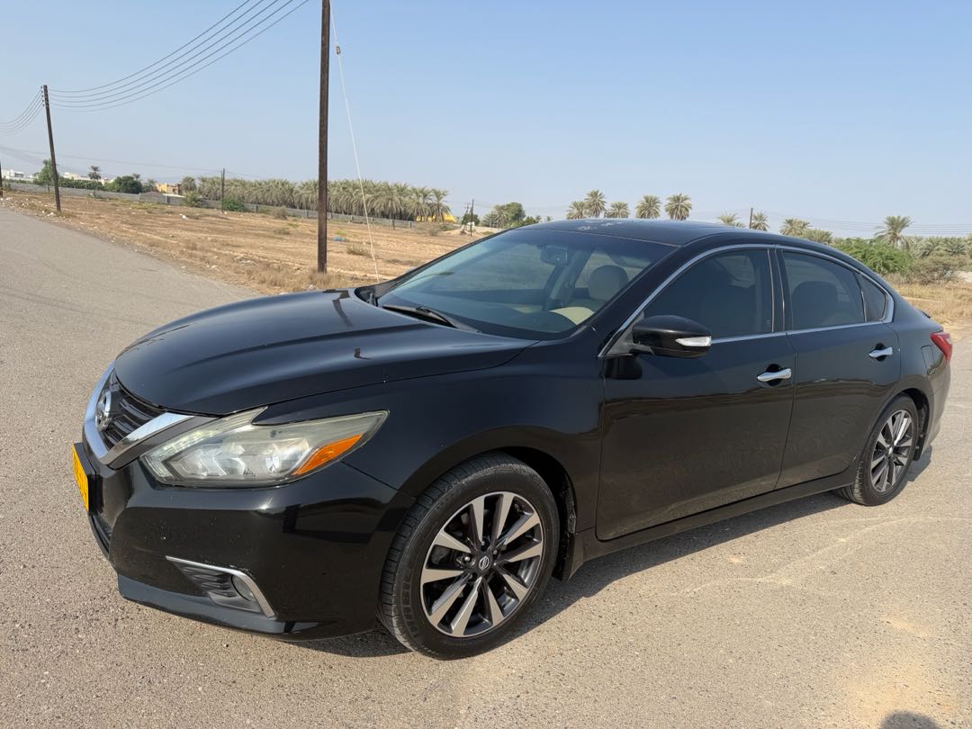 Car Image 2016 NISSAN ALTIMA SL