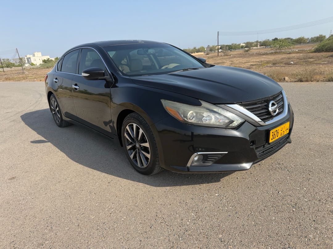 Car Image 2016 NISSAN ALTIMA SL