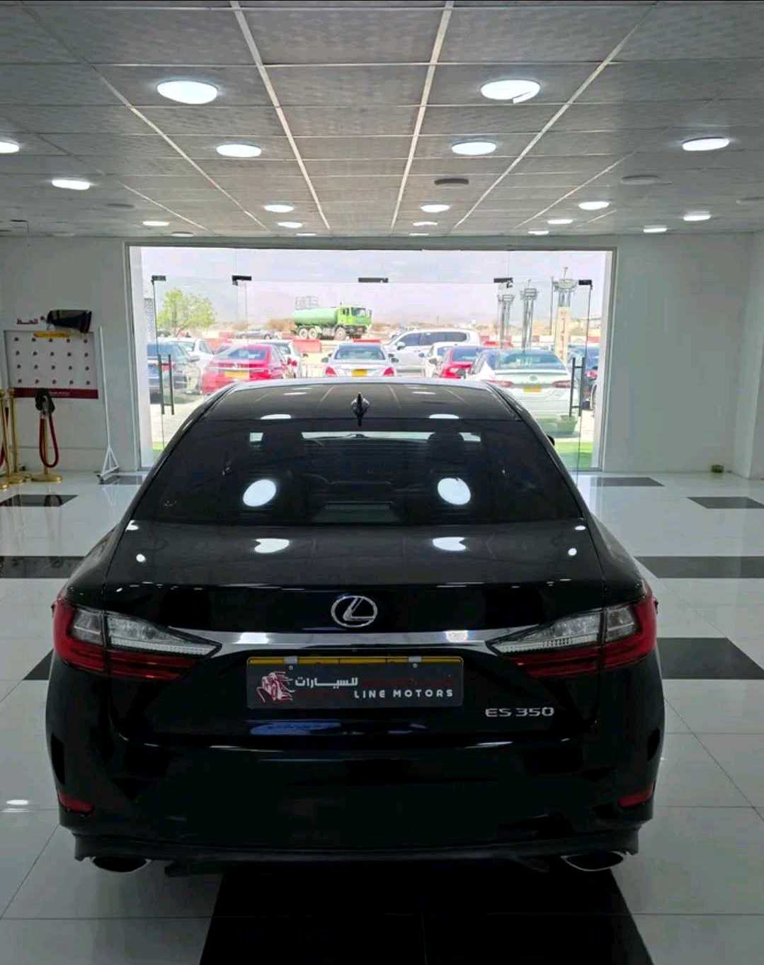 Car Image 2018 LEXUS ES 350
