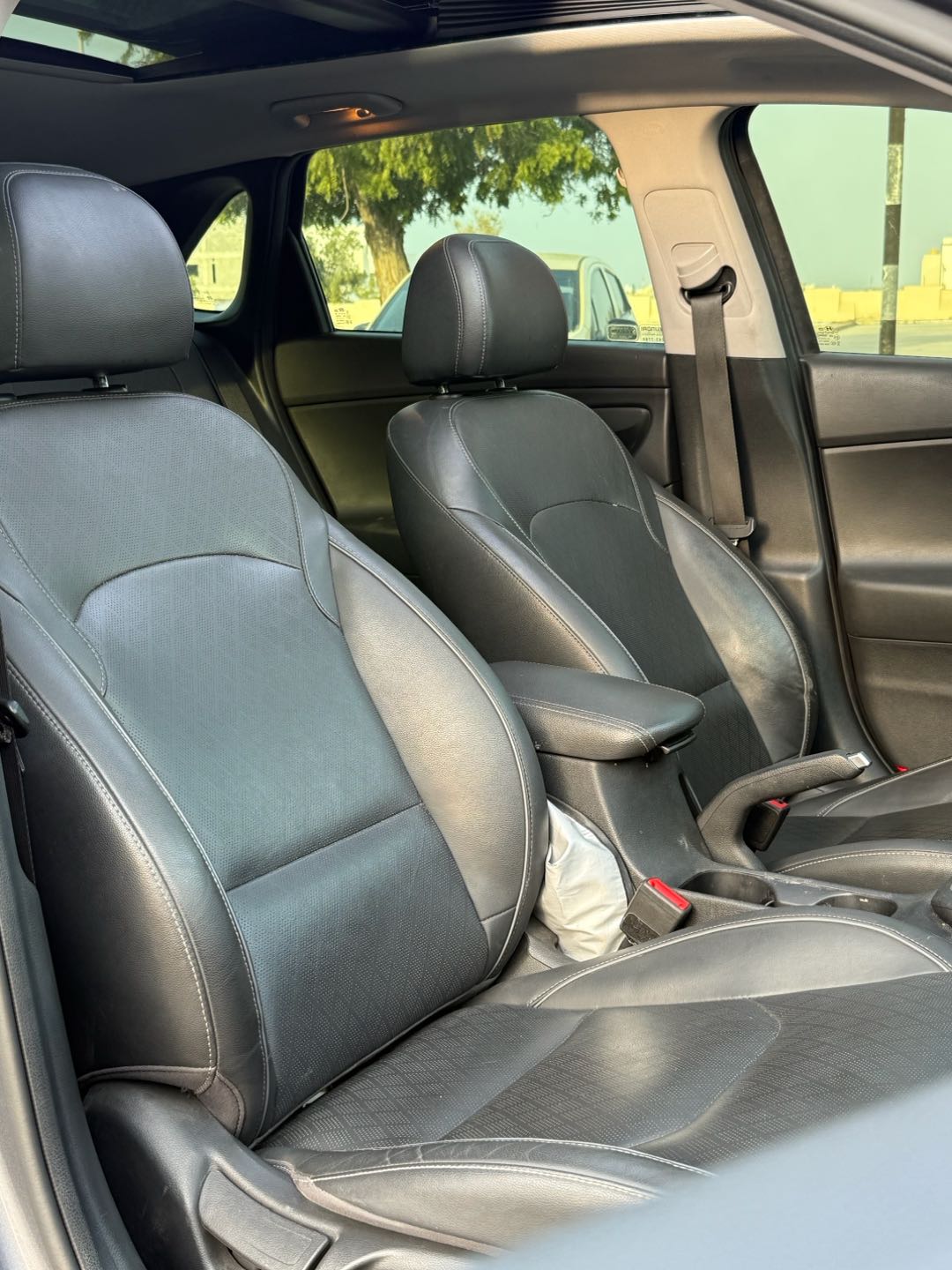 Car Image 2019 HYUNDAI ELANTRA GT
