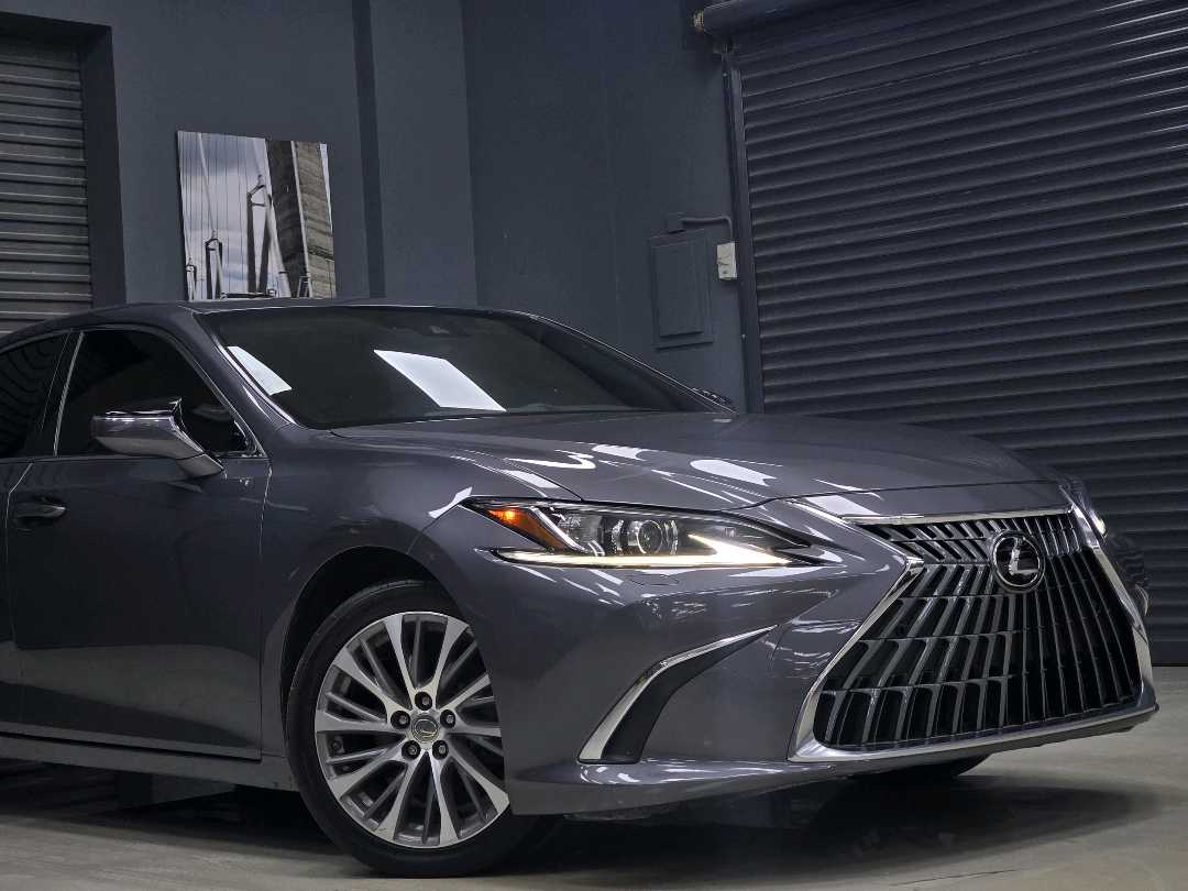 Car Image 2021 LEXUS ES 350