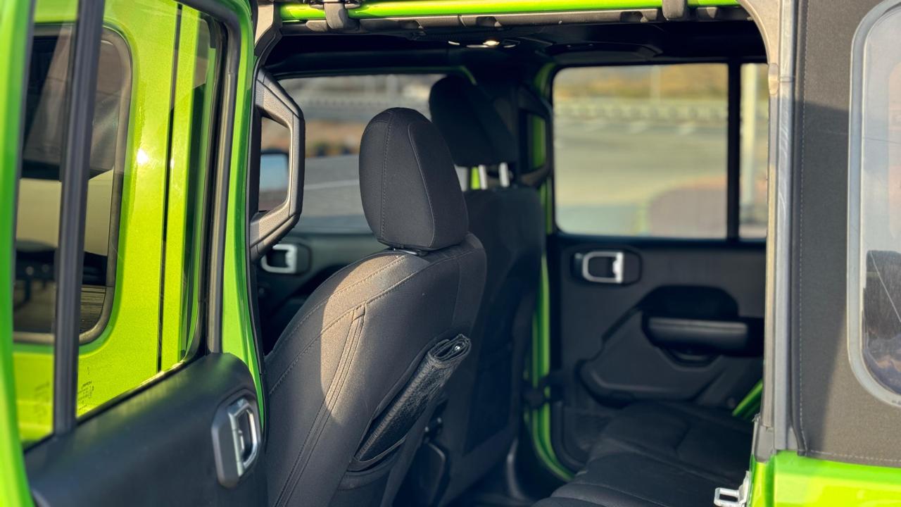 Car Image 2019 JEEP WRANGLER Sport