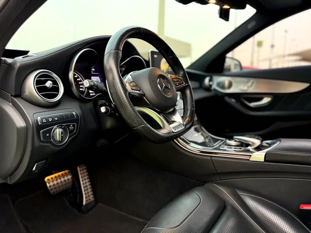 Car Image 2017 MERCEDES C Class 63