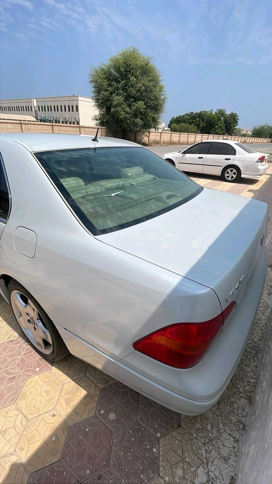 Car Image 2002 LEXUS LS 430