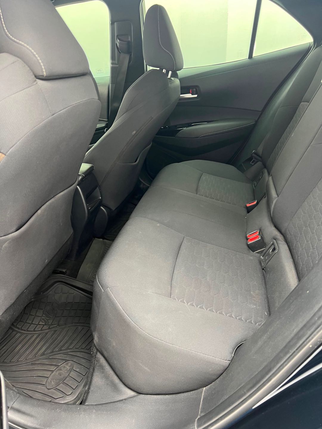 Car Image 2019 TOYOTA COROLLA SE
