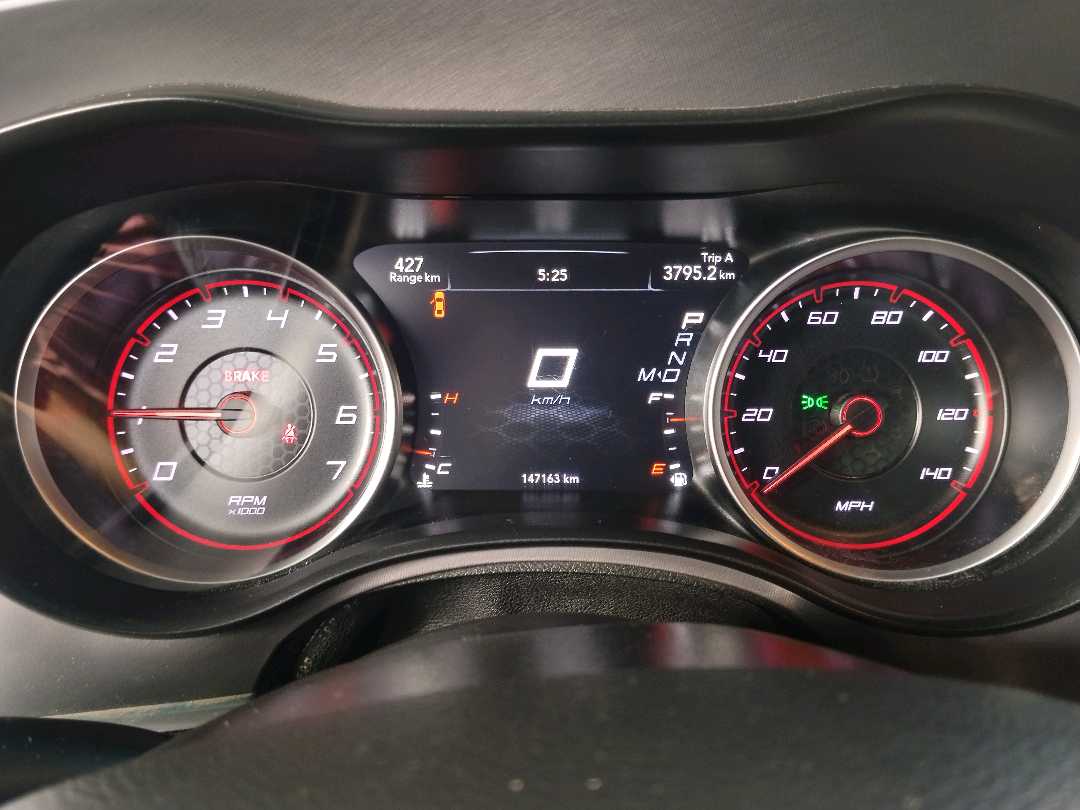 Car Image 2019 DODGE CHARGER SXT