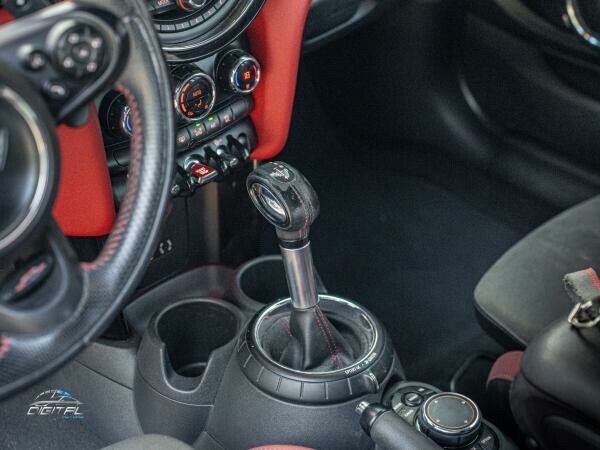 Car Image 2016 MINI COOPER 