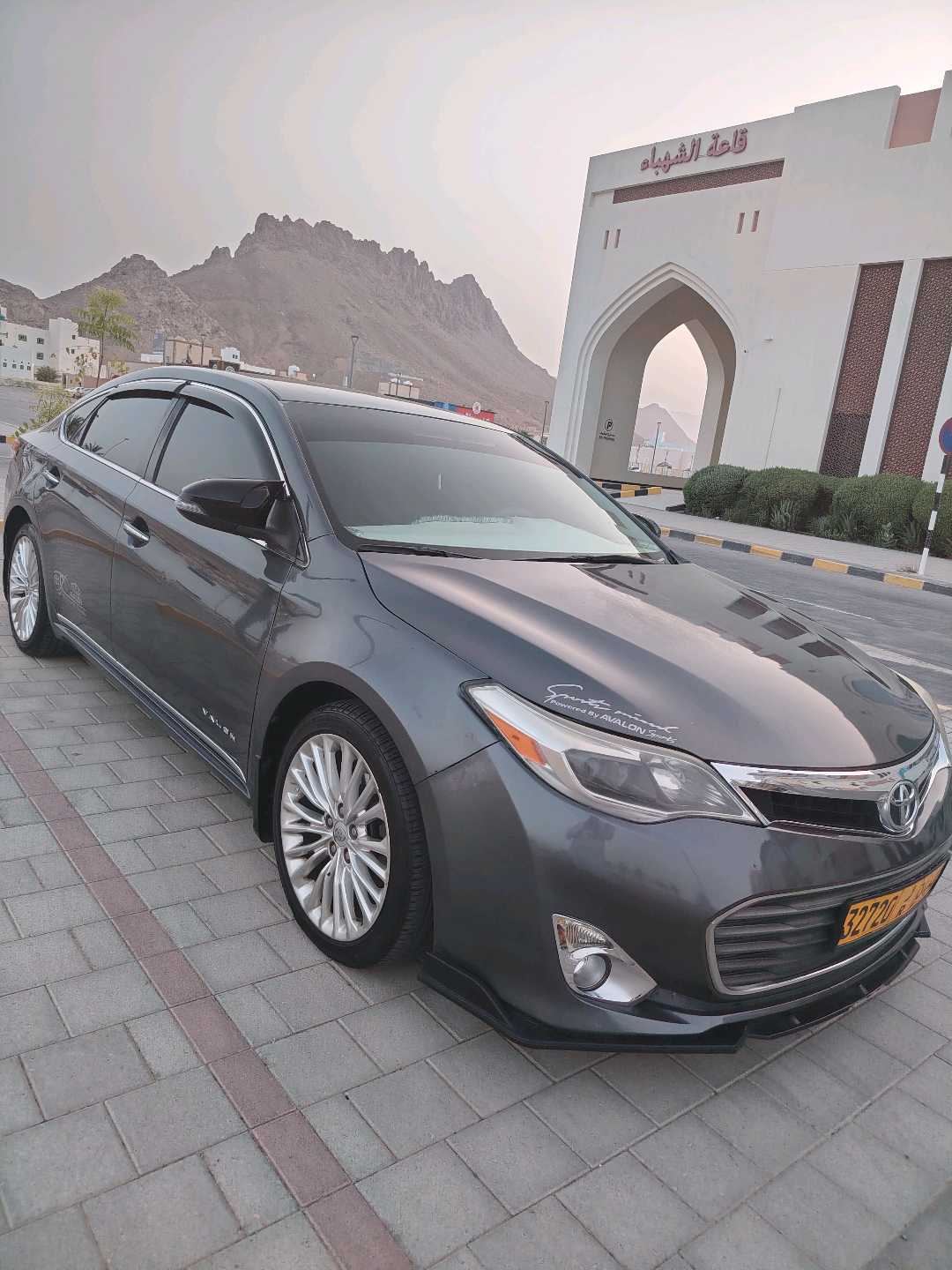 Car Image 2013 TOYOTA AVALON XLE