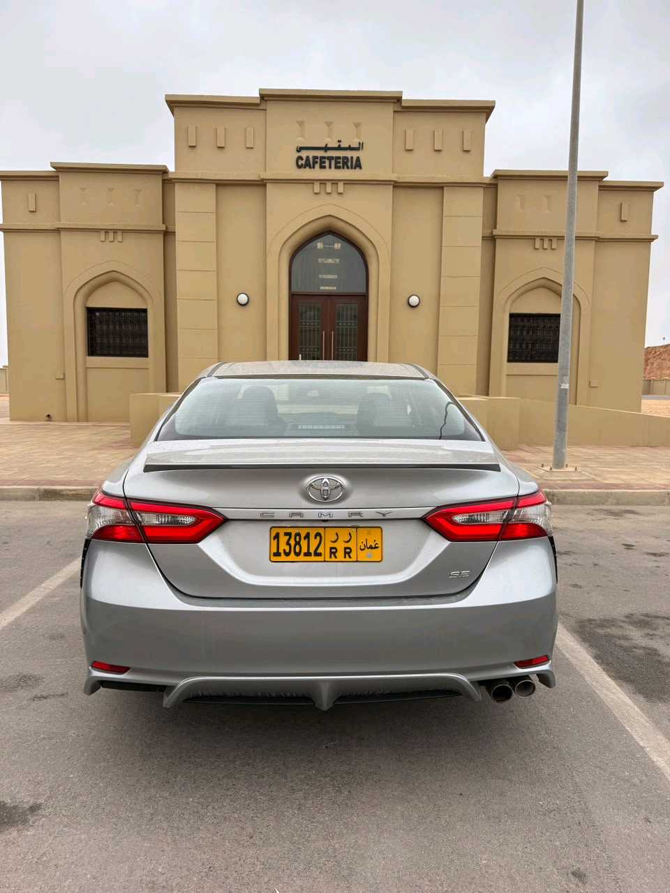 Car Image 2018 TOYOTA CAMRY SE