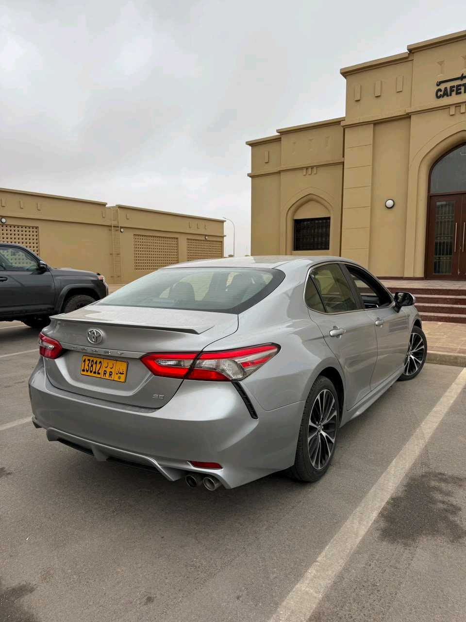 Car Image 2018 TOYOTA CAMRY SE