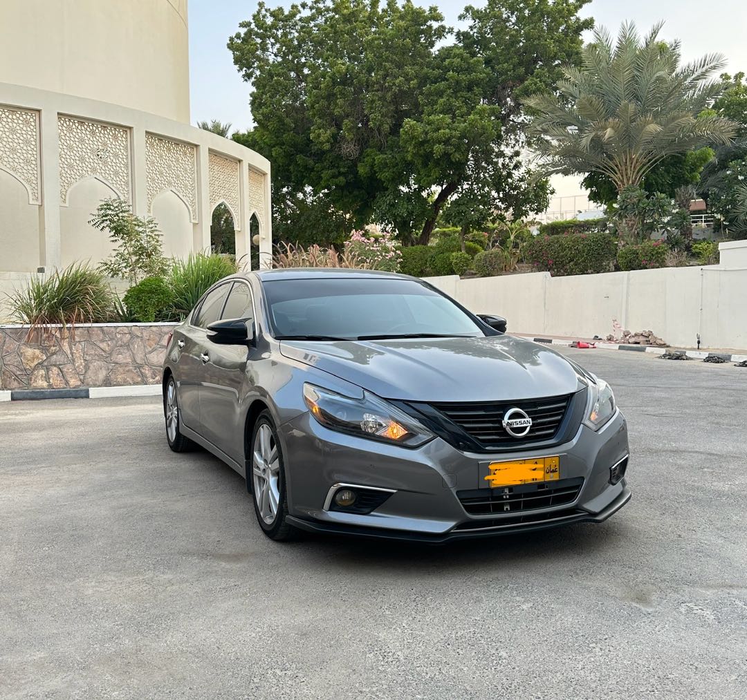 Car Image 2016 NISSAN ALTIMA SL