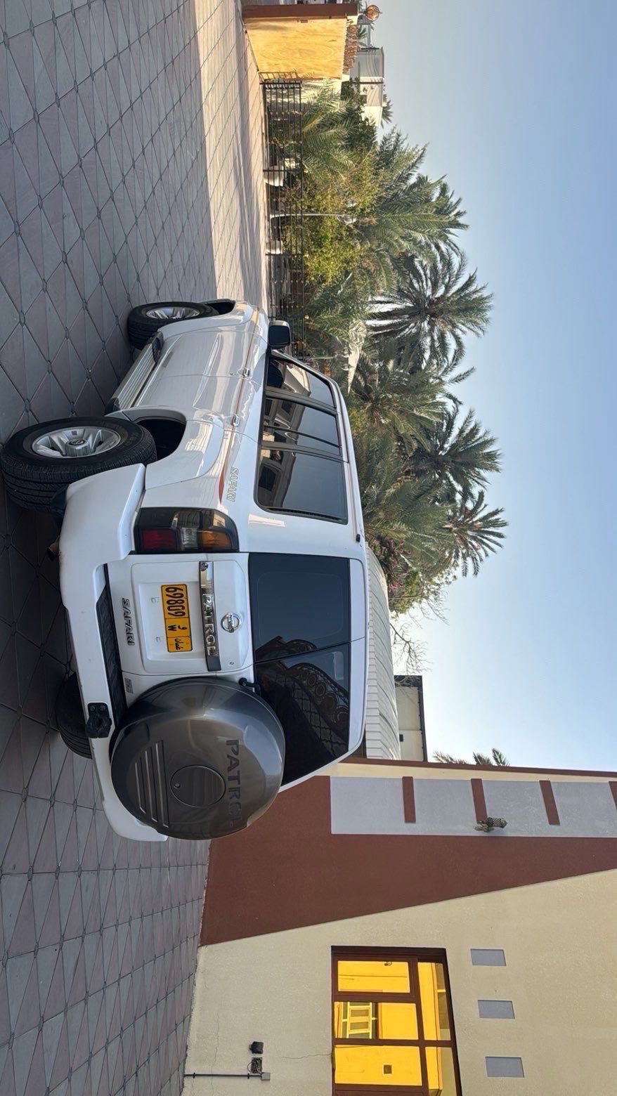 Car Image 2014 NISSAN SAFARI 