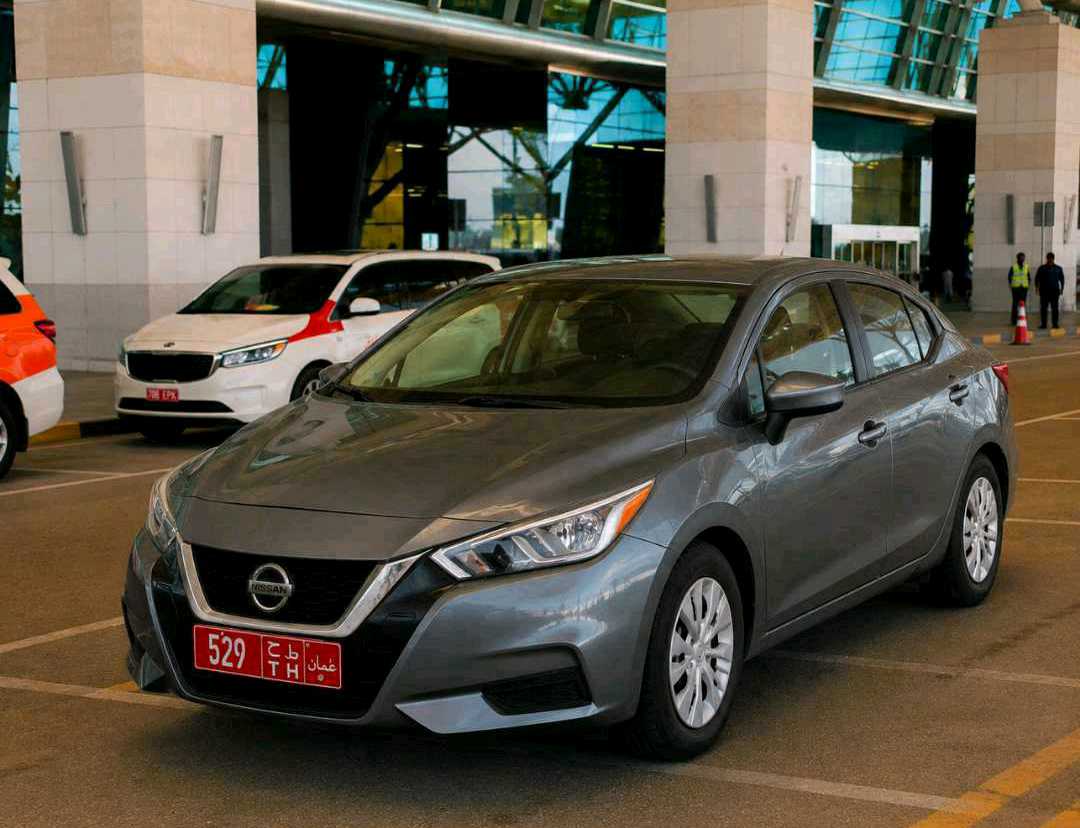 NISSAN VERSA 2023